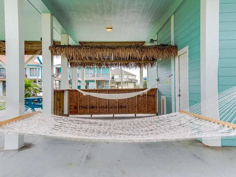 986 Bahama Dr — Photo 9