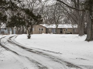 7512 Hamilton Ave, Burr Ridge, IL 60527