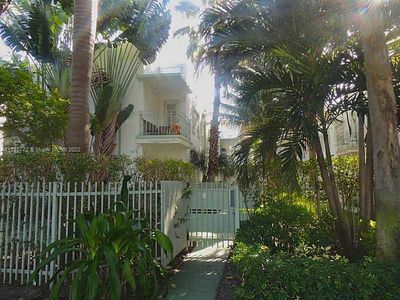 1215 Meridian Ave APT 8, Miami Beach, FL, 33139