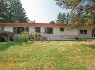 801 NE 10th St, North Bend, WA 98045