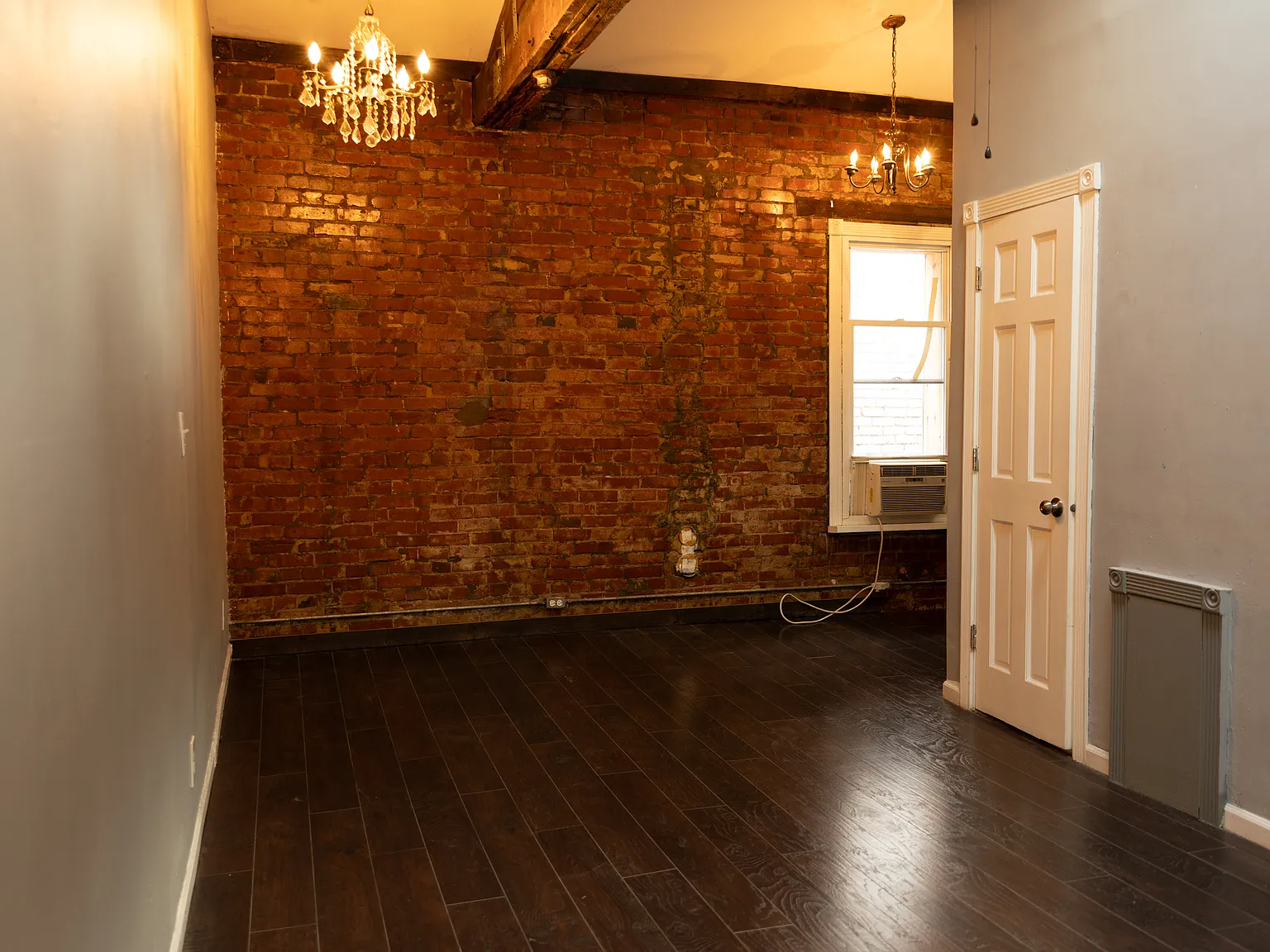 2 bed, 1400 sqft, $1,895 — Photo 1