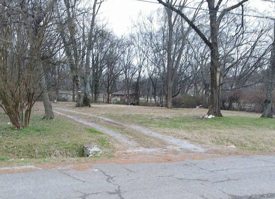 1st image of 863 Argle Ave