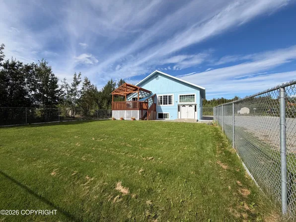 8681 W Guss Ct, Wasilla, AK 99623