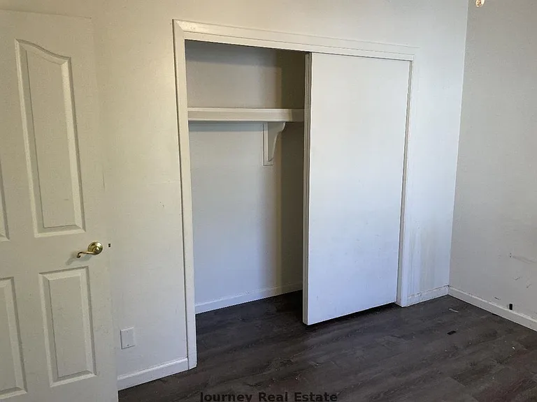 720 E Willis St — Photo 7