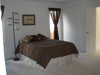 5th image of 2614 Tulip Ln