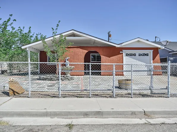 1040 W Mariposa Ave, Ridgecrest, CA 93555