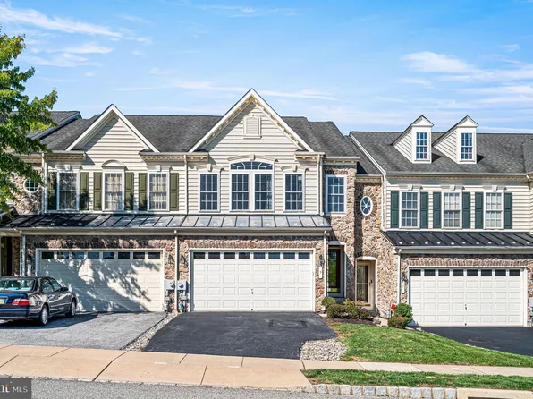 9 Rinehart Rd, Pottstown, PA 19465