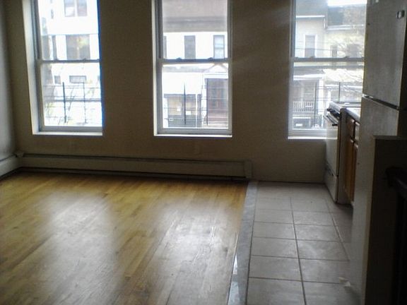 3rd image of 300 E 169th St APT 2