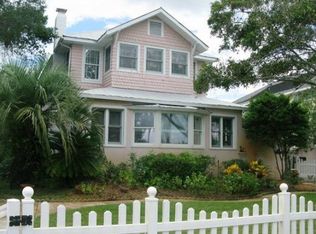 1110 E Riverside Dr, Titusville, FL 32780