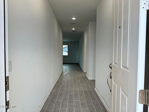 2nd image of 5525 W LODGE Drive