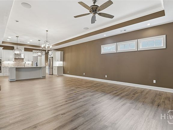 4th image of 120 Sullivan Place