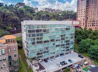 100 Thompson Ln APT 4B, Edgewater, NJ 07020