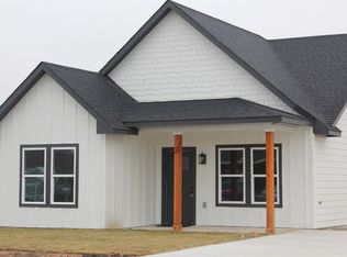 102 N Don St, Itasca, TX 76055