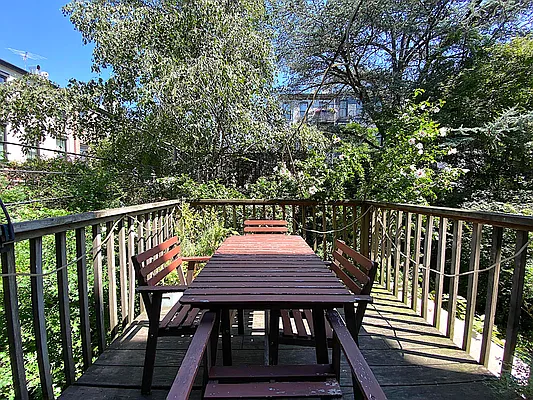 Rented by Compass | media 6