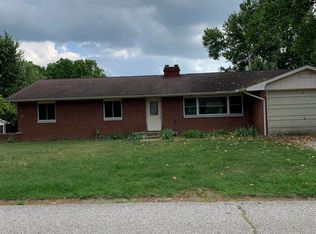 151 Laura Ln, Bloomfield, IN 47424