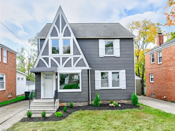 568 Darlington Dr, Bedford, OH 44146