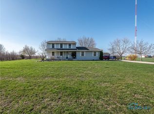 7130 Cedar Point Rd, Oregon, OH 43616
