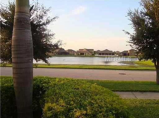 2nd image of 3880 Marietta Way