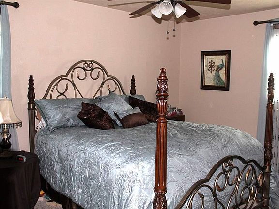 5th image of 3509 Regina Cir