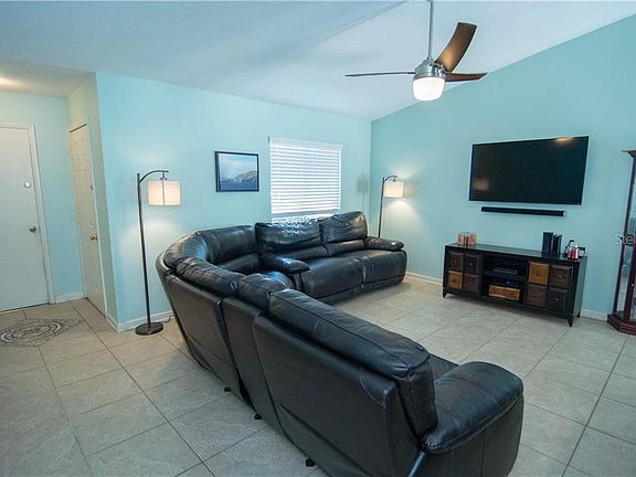 2nd image of 102 Woodfield Ct
