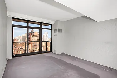 Sold by RELO REDAC INC.