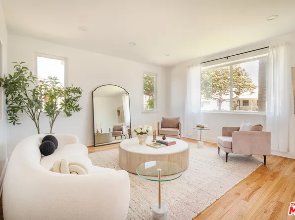 7953 Kenyon Ave, Los Angeles, CA 90045