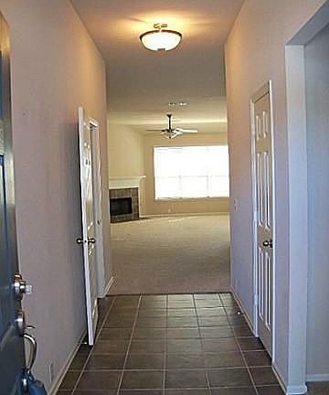 2nd image of 2716 Maple Creek Dr
