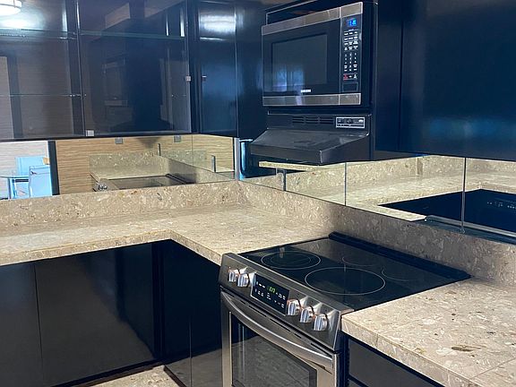 3rd image of 6211 W Northwest Hwy APT 2905