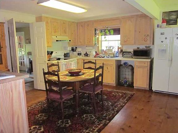 View of property from Owens Rd.