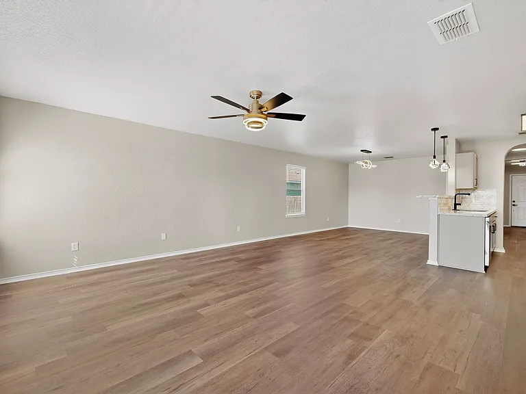 2614 Brighton Park — Photo 23