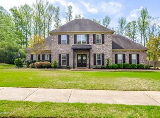 641 Shadow View Dr, Hernando, MS 38632