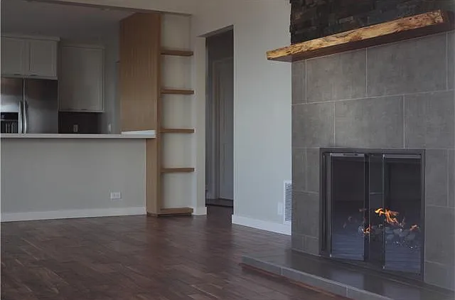 2551 Montgomery Ave — Photo 3