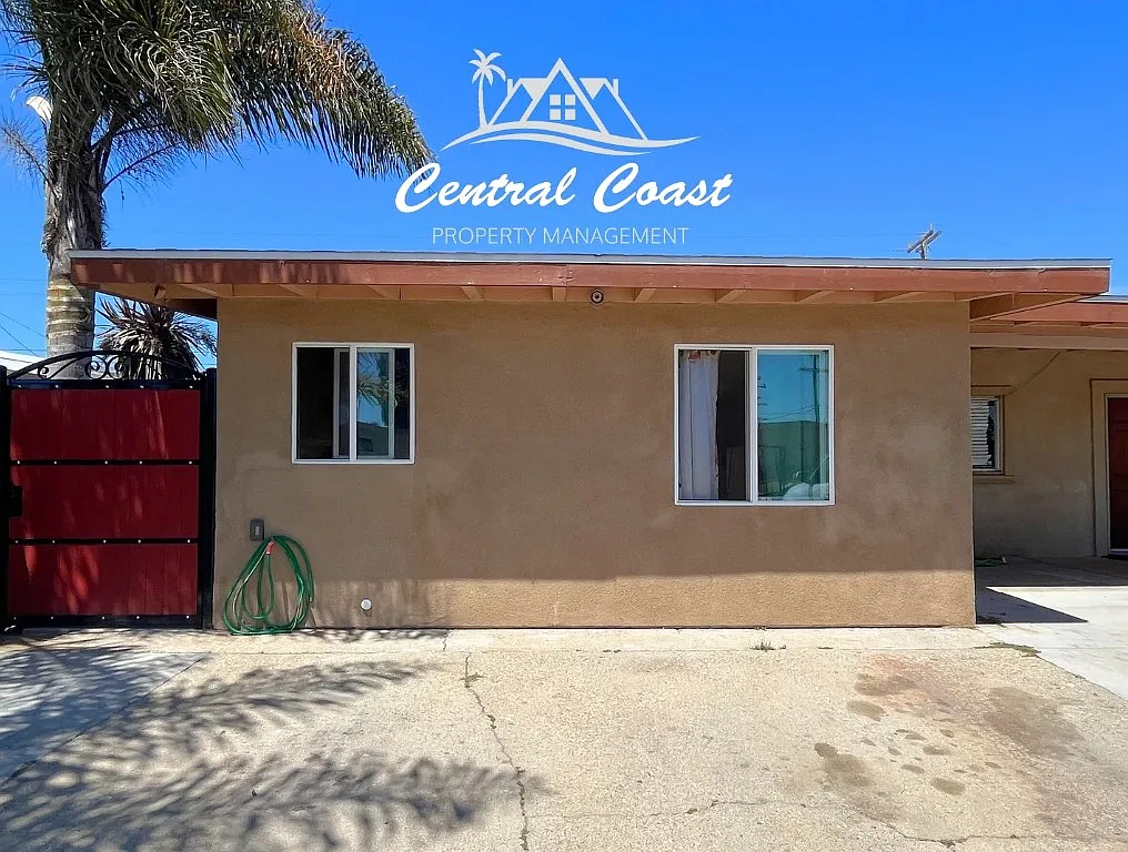 W Sunset Ave, Santa Maria — Photo 1