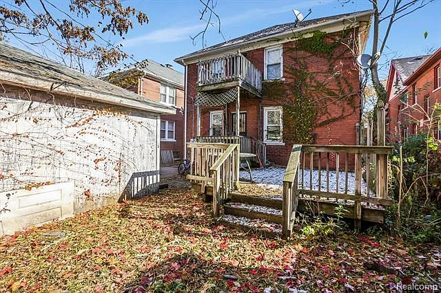 16847 Baylis St #1 — Photo 12