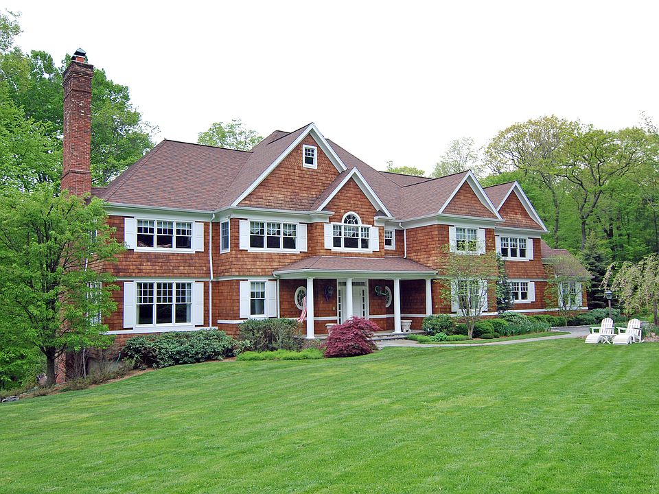 1st image of 15 Bessel Ln