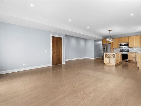 2nd image of 6436 N Lehigh Ave APT 2N