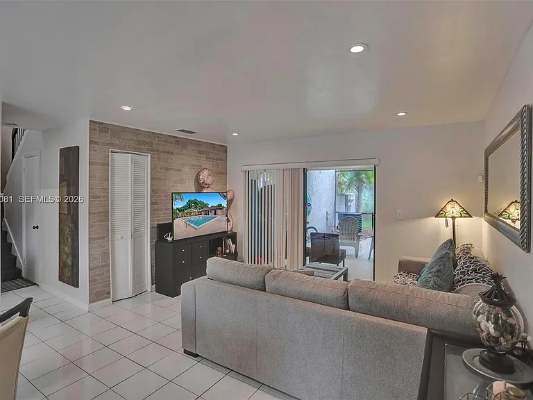 10540 SW 154th Ct #7 — Photo 8