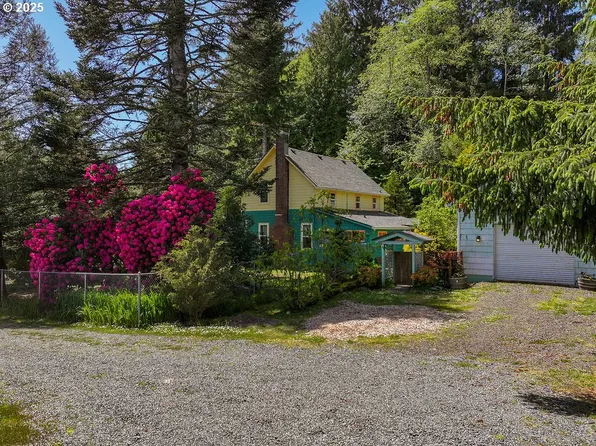 36695 Highway 101 N, Manzanita, OR 97130