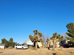 9389 Smith Rd, Phelan, CA 92371