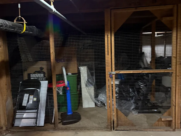 Bonus room/storage cage