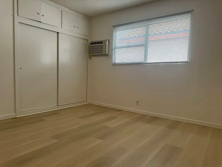 101 E Beacon St #I — Photo 20
