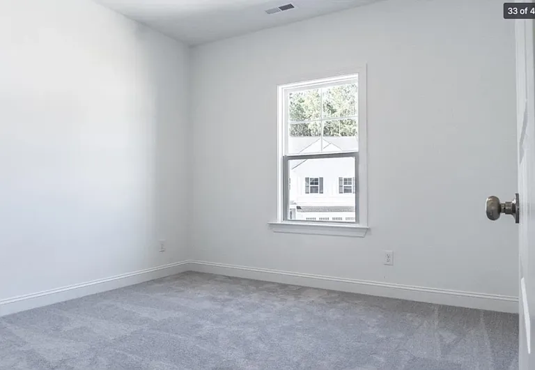 1441 Hazelnut Ridge Ln — Photo 10