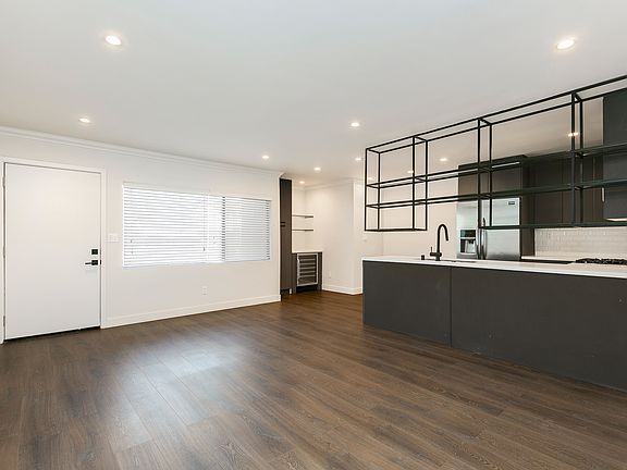 4th image of 5941 Comey Ave APT 2