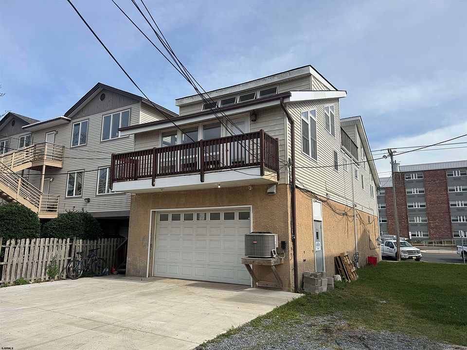 1st image of 630 West Ave Rear Top