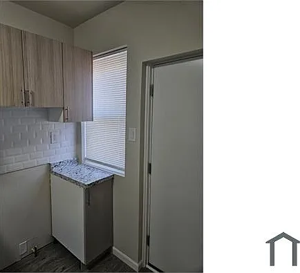 4948 Charles St — Photo 11