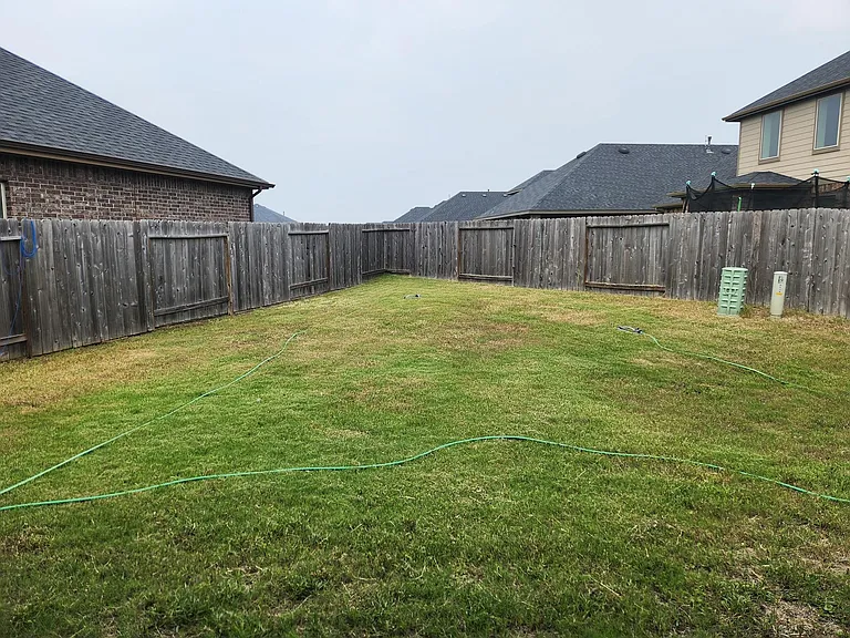 8519 Golden Field Dr — Photo 24