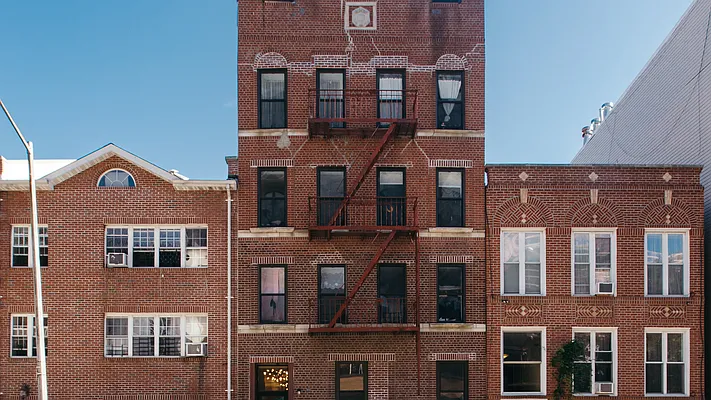 Rented by Nooklyn NYC LLC | media 45