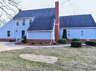 27615 Apple Rd, Waterford, WI 53185