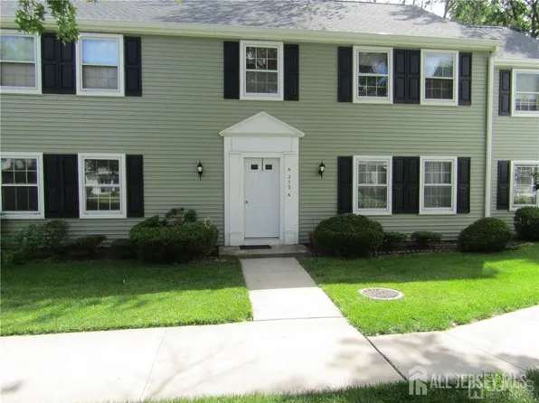 253 N Mystic Ln #A, Monroe Township, NJ 08831