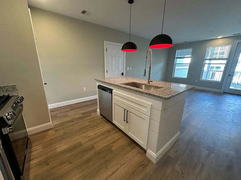 Central @ Waterford Woods — Photo 26